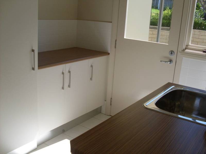 2 BELLBIRD CLOSE, Fletcher NSW 2287