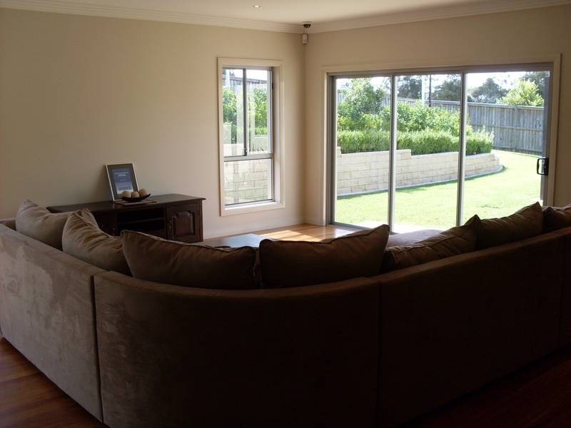 2 BELLBIRD CLOSE, Fletcher NSW 2287