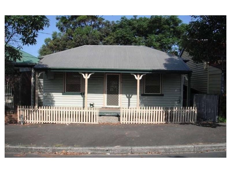 15 LEWIS ST, Maryville NSW 2293