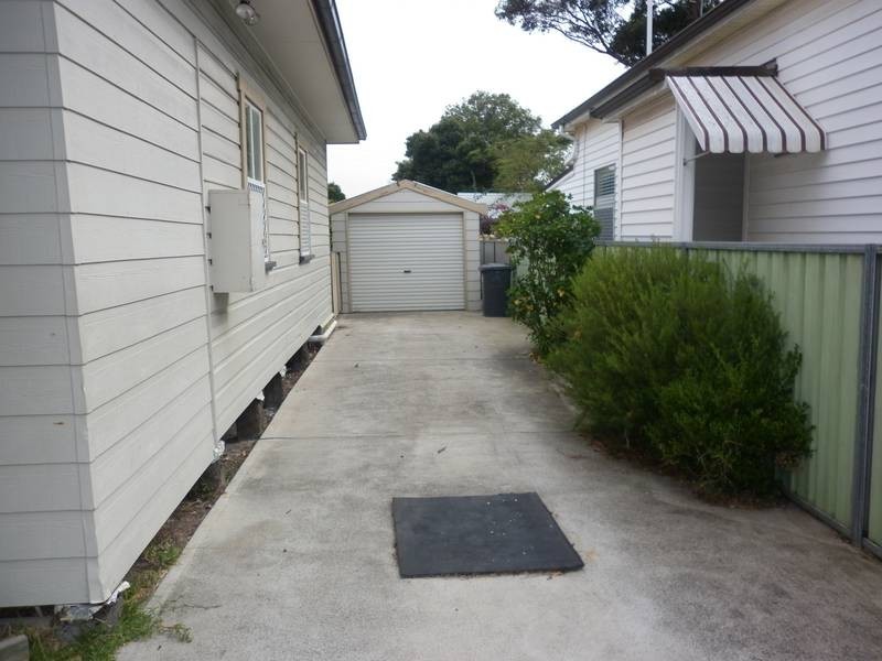 37 NELSON ST, Mayfield NSW 2304