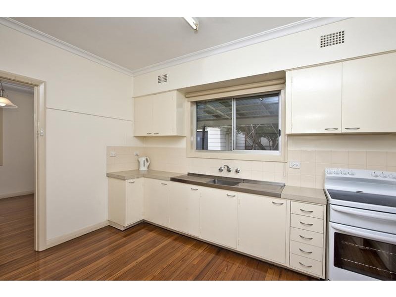 39 Angus Avenue, Waratah West NSW 2298