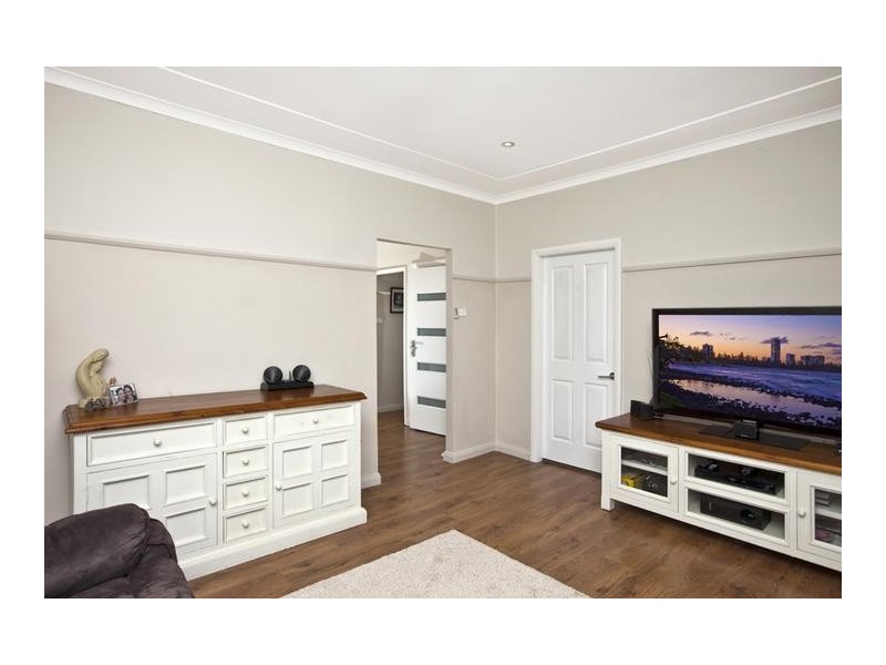 37 Mackie Avenue, New Lambton NSW 2305