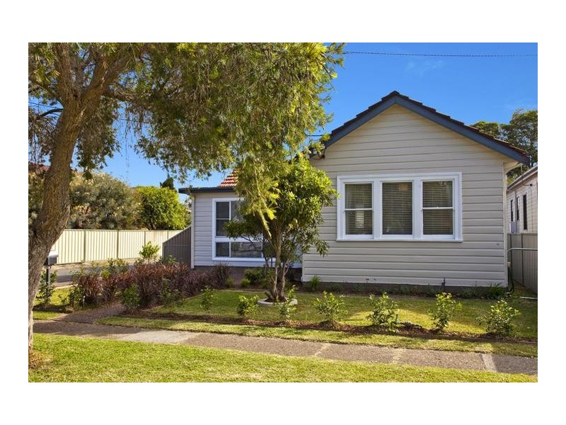 37 Mackie Avenue, New Lambton NSW 2305