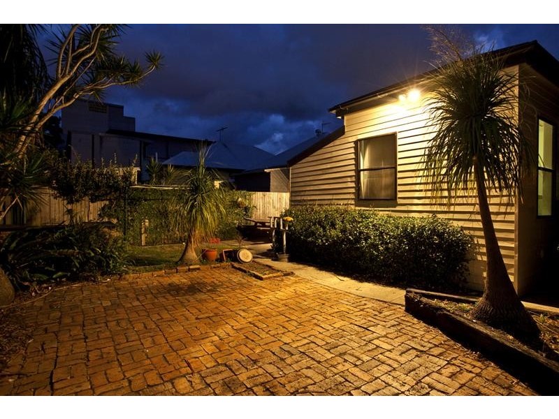 34 Lindsay Street, Hamilton NSW 2303