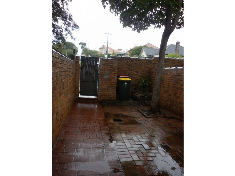 4/10 Kitchener Parade, Newcastle NSW 2300