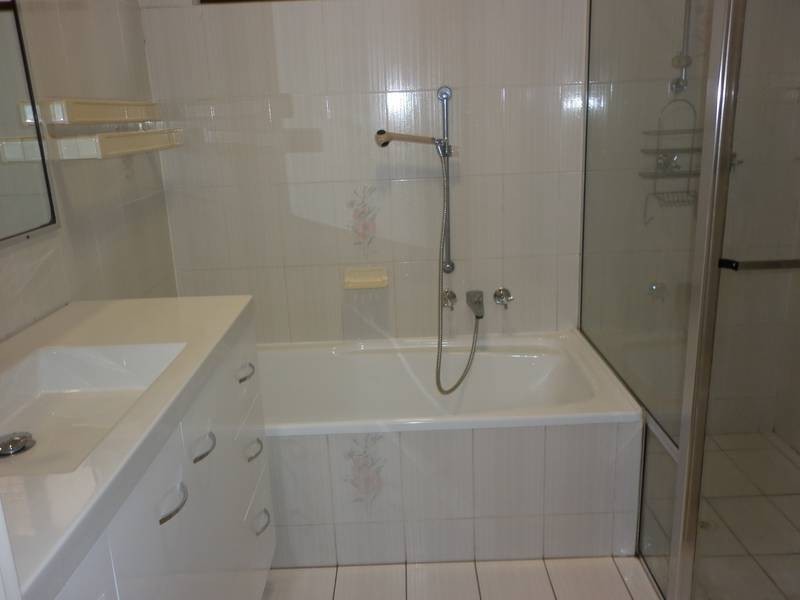 4/10 Kitchener Parade, Newcastle NSW 2300