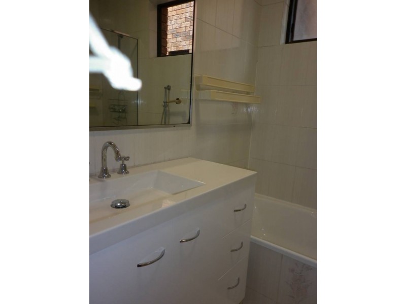 4/10 Kitchener Parade, Newcastle NSW 2300