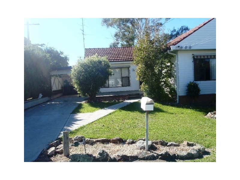 2 Wales Street, Charlestown NSW 2290
