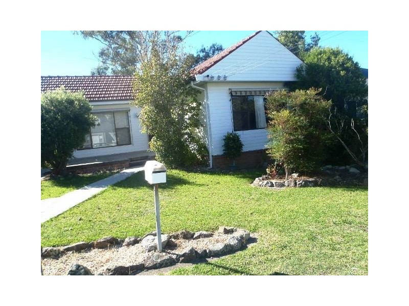 2 Wales Street, Charlestown NSW 2290