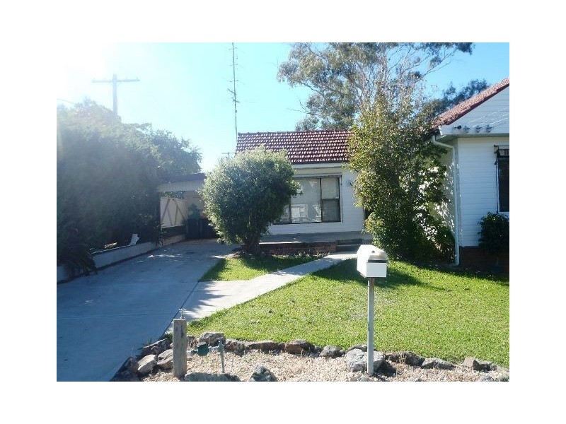 2 Wales Street, Charlestown NSW 2290