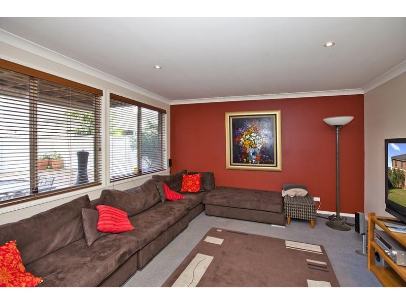 3 Clapham Street, Hamilton South NSW 2303