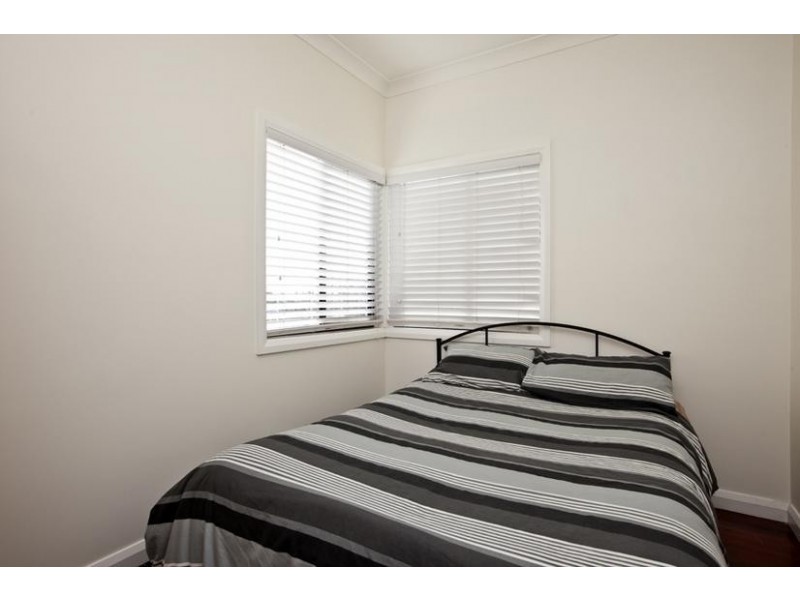 43 Angus Avenue, Waratah West NSW 2298