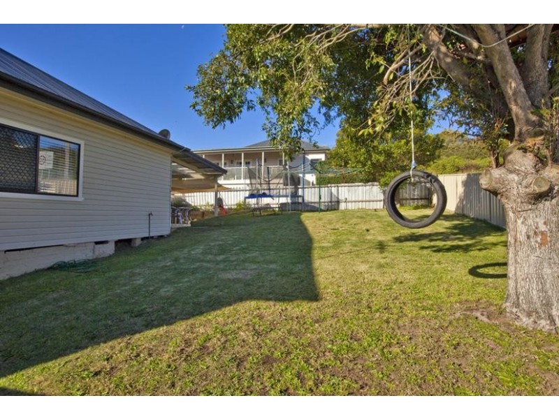 43 Angus Avenue, Waratah West NSW 2298