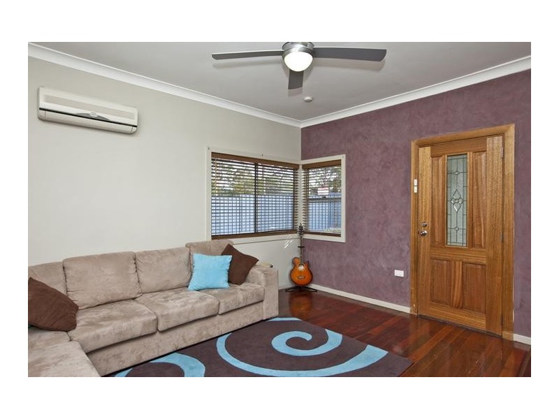 1A The Crescent, Gateshead NSW 2290