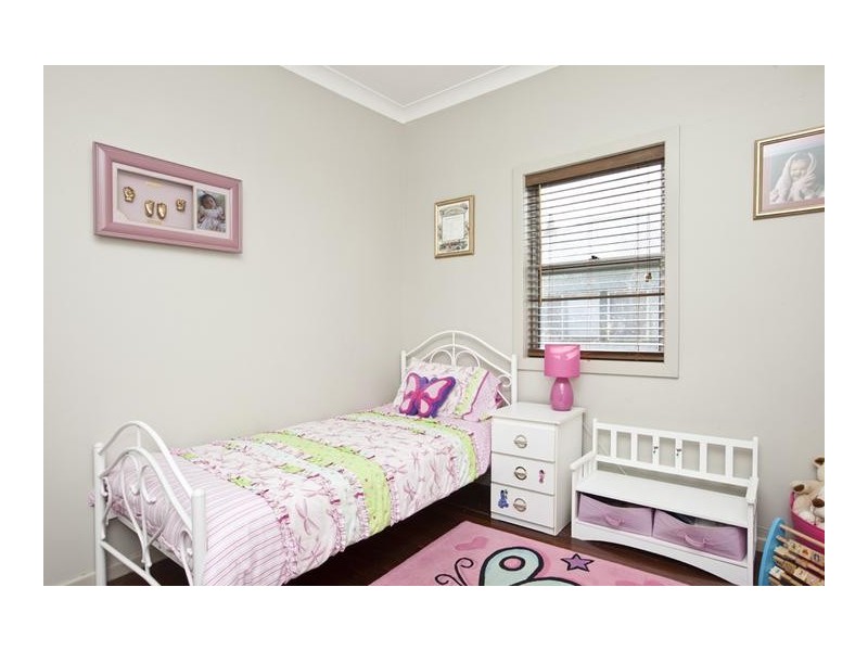 1A The Crescent, Gateshead NSW 2290