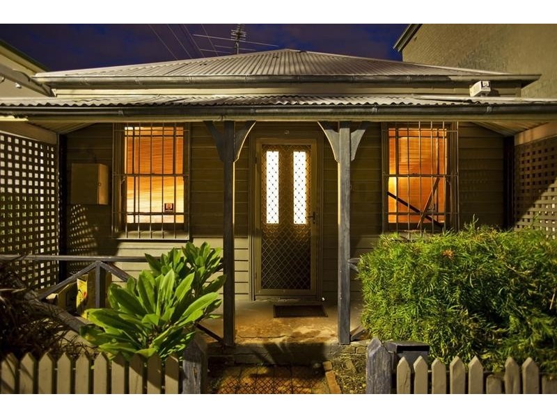 89 Railway Street, Cooks Hill NSW 2300