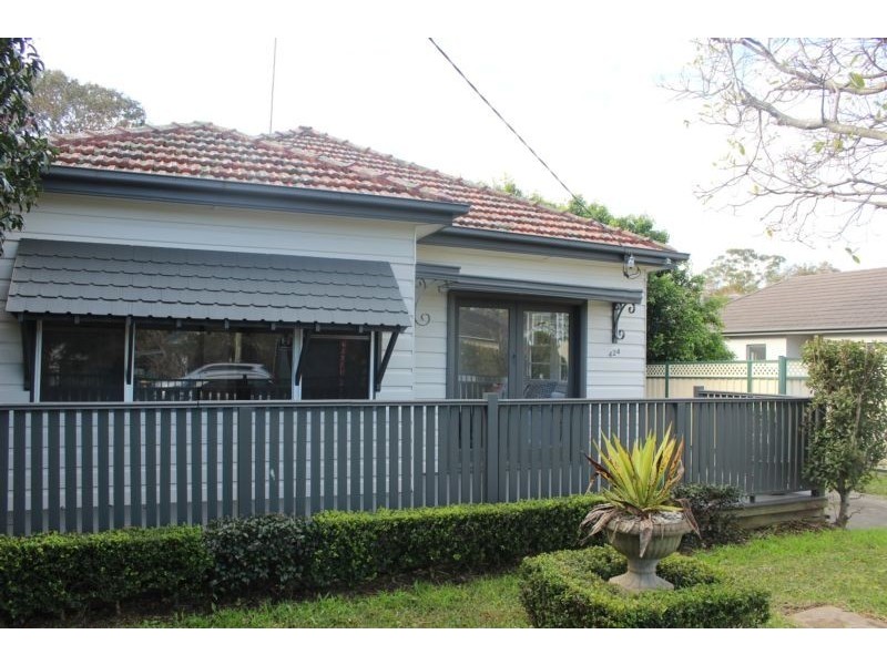 424 Glebe Road, Hamilton South NSW 2303