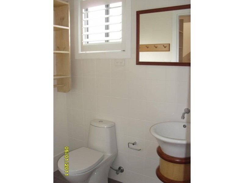 Rear Flat/27 Morgan Street, Islington NSW 2296