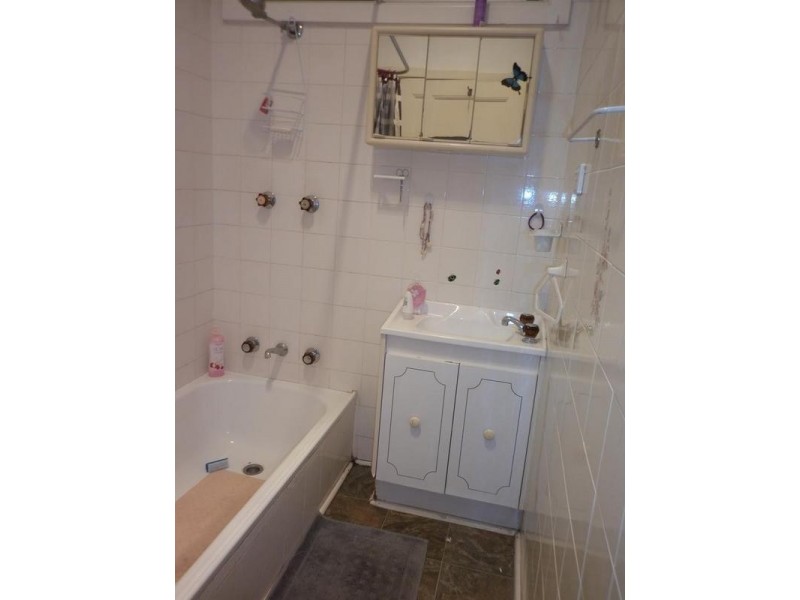 37 CARANDOTTA ST, Mayfield NSW 2304