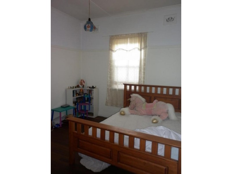 37 CARANDOTTA ST, Mayfield NSW 2304