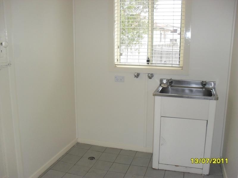 28 Vera Street, Waratah West NSW 2298