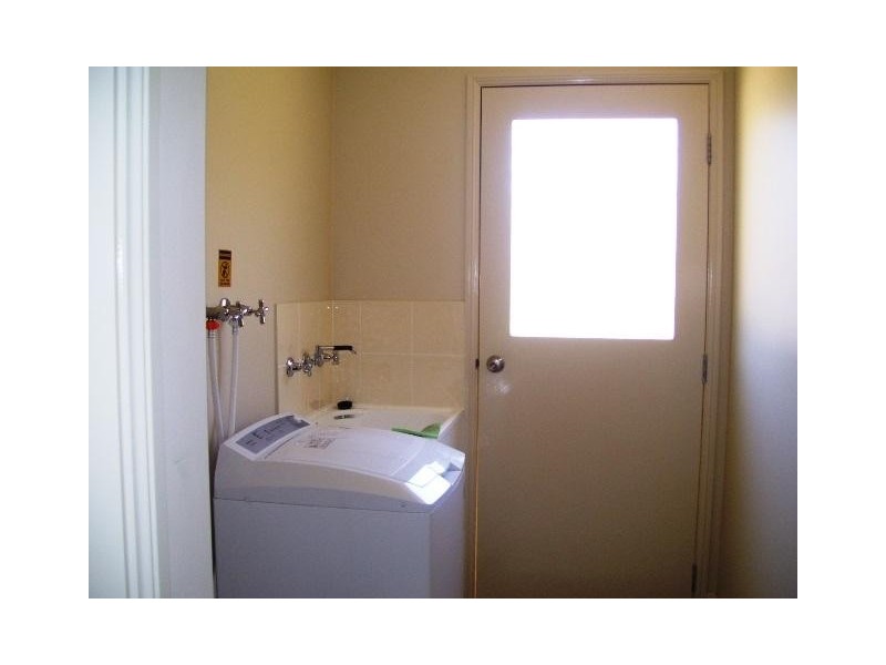 Room 4/2 Timmins Street, Birmingham Gardens NSW 2287