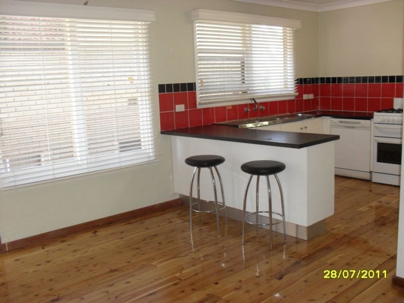 31 Kimian Avenue, Waratah West NSW 2298