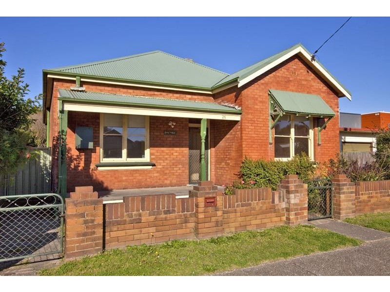 25 Veda Street, Hamilton NSW 2303