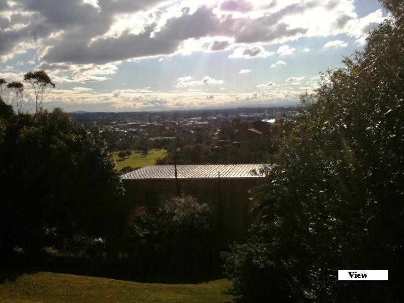 3/18 Memorial Drive, The Hill NSW 2300