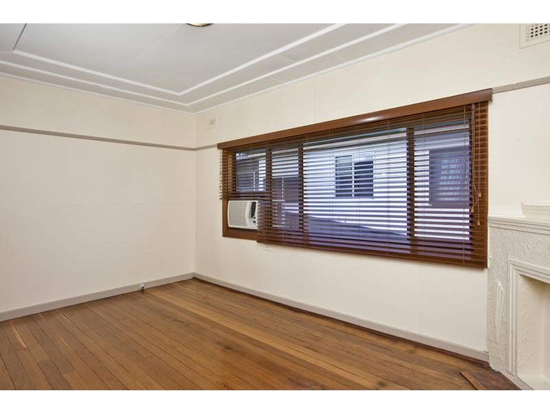 7 Angus Avenue, Waratah West NSW 2298