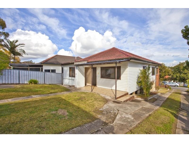 7 Angus Avenue, Waratah West NSW 2298