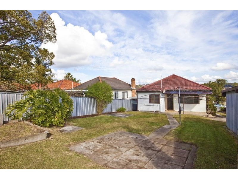 7 Angus Avenue, Waratah West NSW 2298