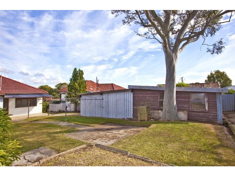 7 Angus Avenue, Waratah West NSW 2298