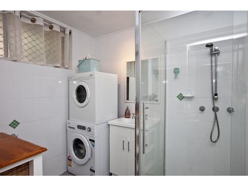 2/17 Hillview Crescent, The Hill NSW 2300