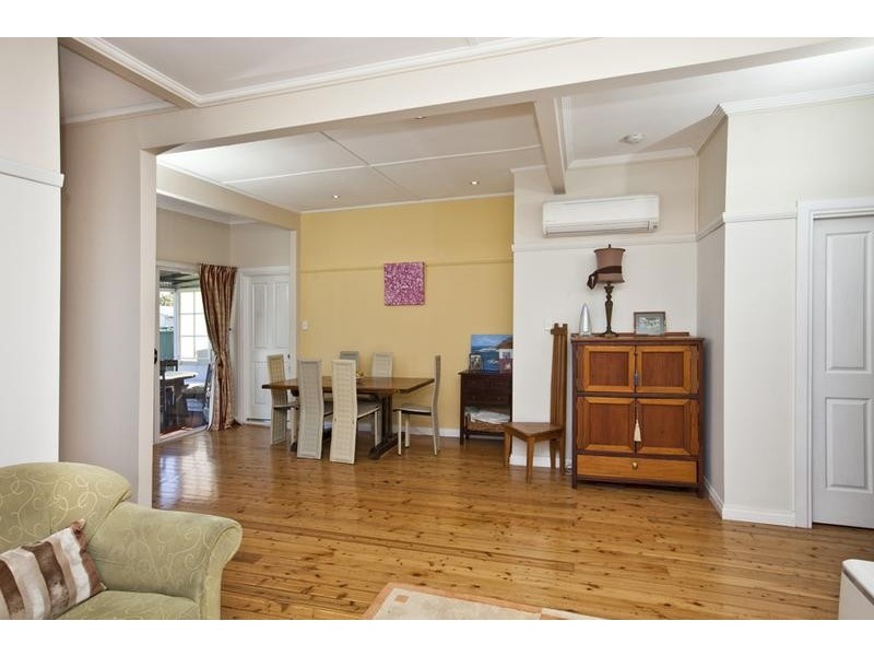 99 Clyde Street, Hamilton North NSW 2292
