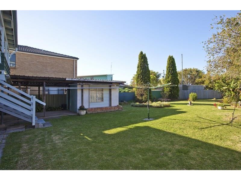 54 Hunter Street, Stockton NSW 2295
