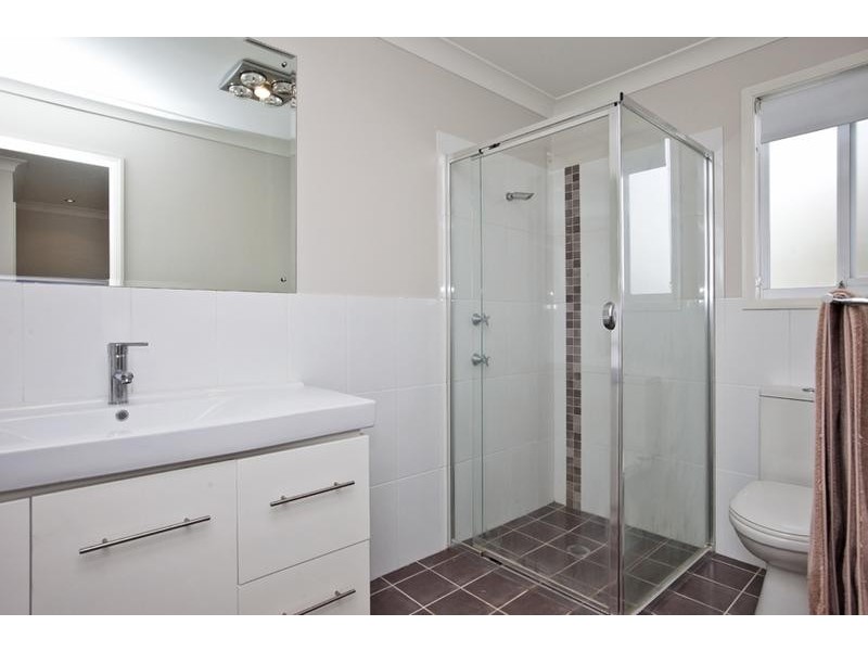 2/36 Churchill Circuit, Hamilton South NSW 2303