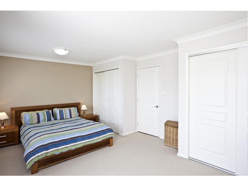 2/36 Churchill Circuit, Hamilton South NSW 2303