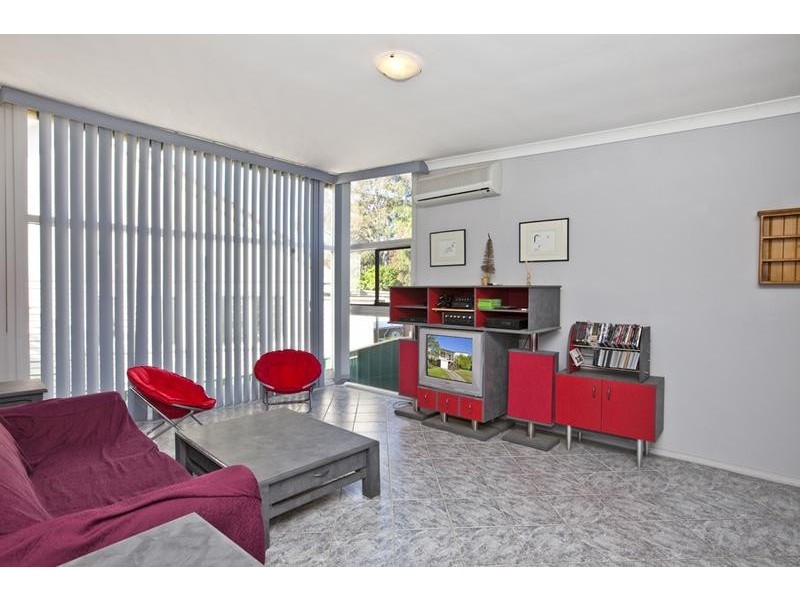 41 Angus Avenue, Waratah West NSW 2298