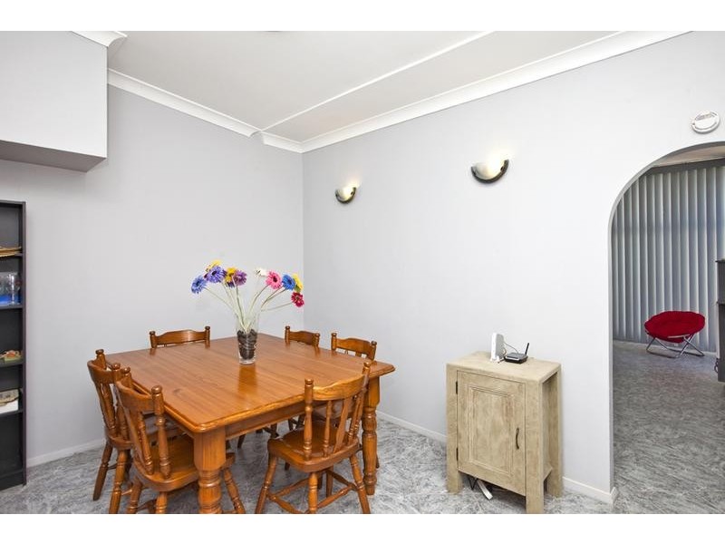 41 Angus Avenue, Waratah West NSW 2298
