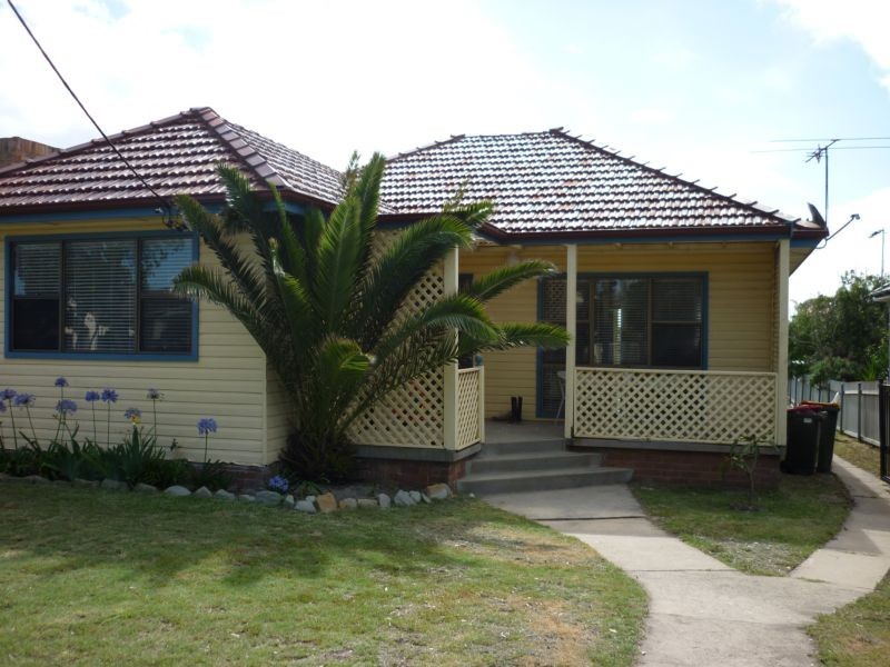 201 Dunbar Street, Stockton NSW 2295