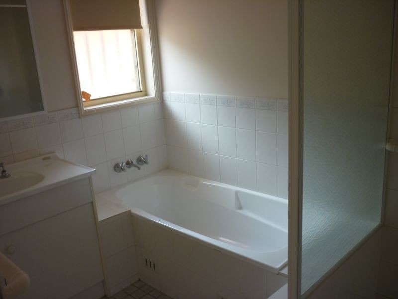 3/3 Crest Road, Wallsend NSW 2287