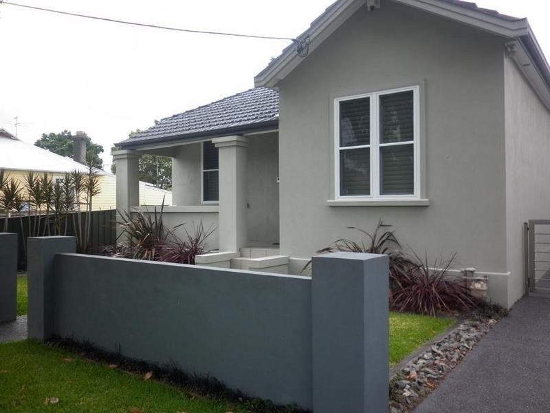 188 KEMP ST, Hamilton South NSW 2303