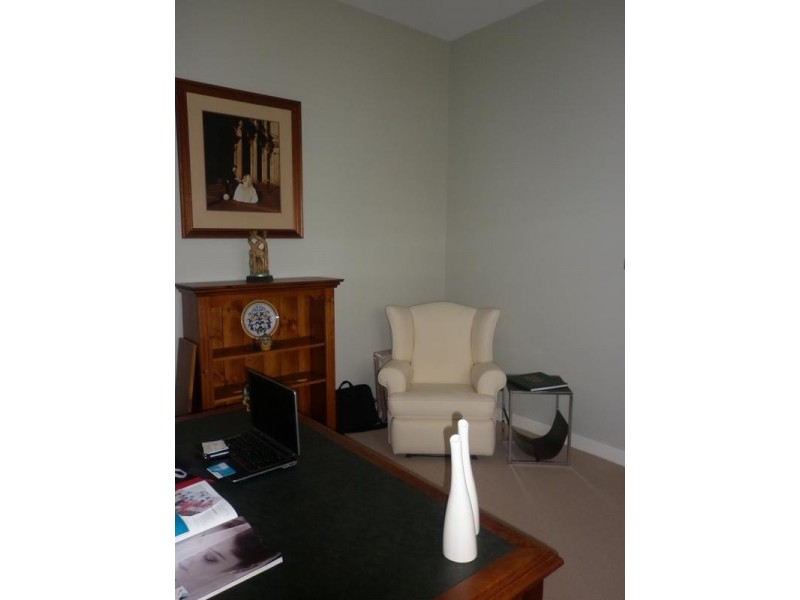 188 KEMP ST, Hamilton South NSW 2303