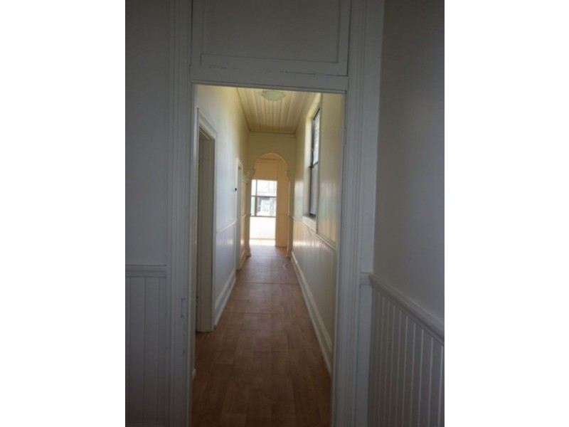 12 BENNETT ST, Hamilton NSW 2303