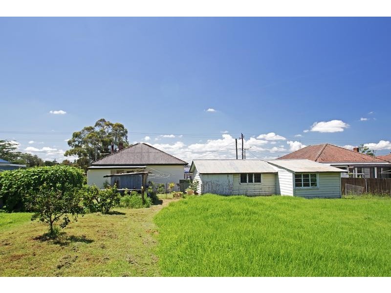 84 Anderson Drive, Tarro NSW 2322