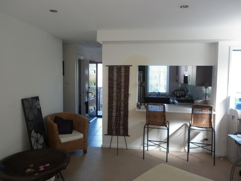 2/30 WINSOR ST, Merewether NSW 2291