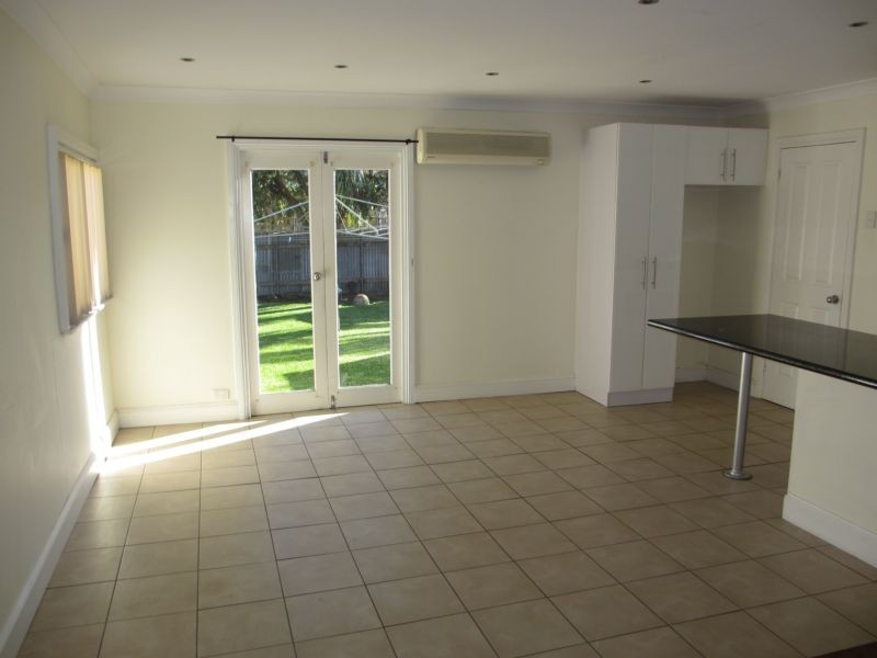 24 SUNNYSIDE ST, Mayfield NSW 2304