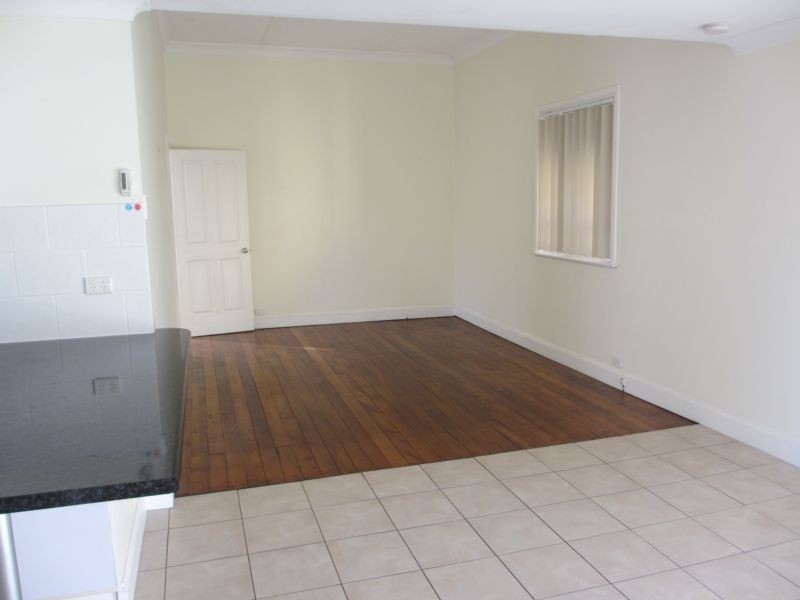 24 SUNNYSIDE ST, Mayfield NSW 2304