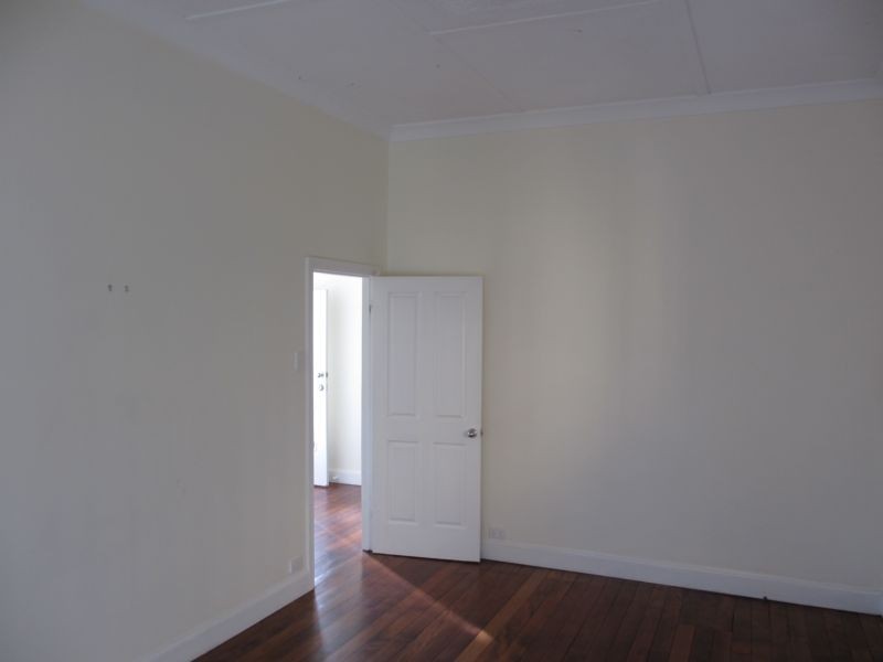 24 SUNNYSIDE ST, Mayfield NSW 2304